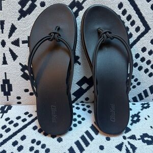 OluKai Women's Black Sandals